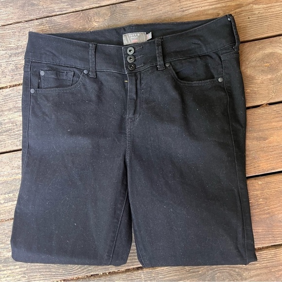 Torrid black jeans - Picture 4 of 11